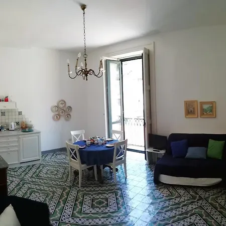アパート La Casa Di Alda *