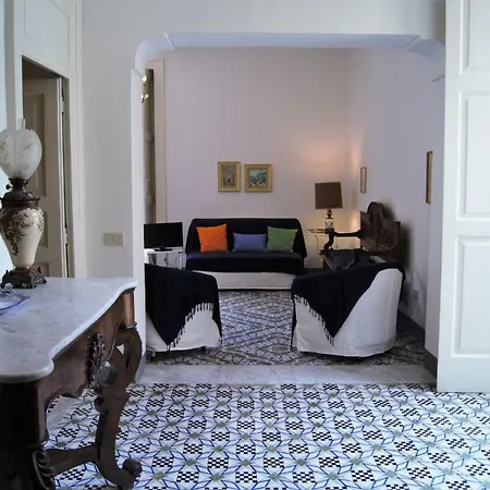 アパート La Casa Di Alda アマルフィ